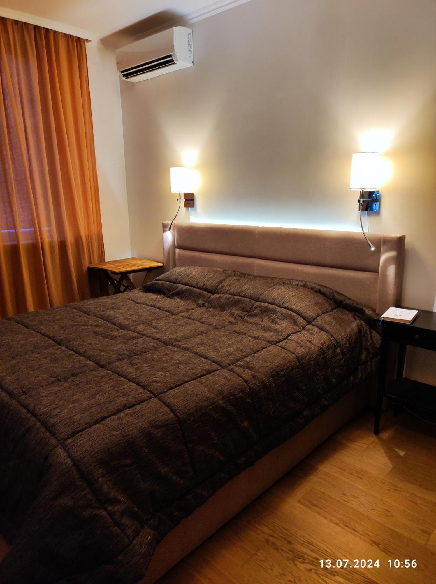 Lux Apartment, Liko Grad Kiev Buitenkant foto